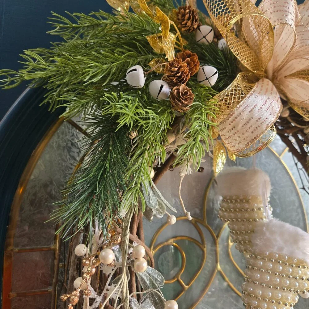 Golden Winter Wreath